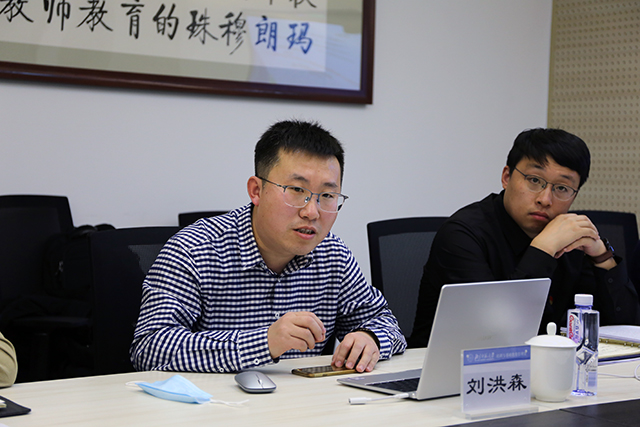 刘洪森副教授为教培处党支部授课.jpg